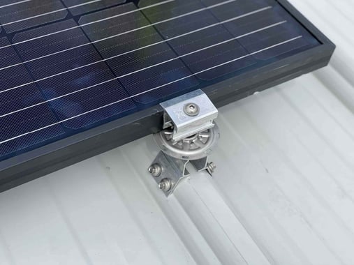 PVKIT 2.0 RibBracket on Trapezoidal metal roof