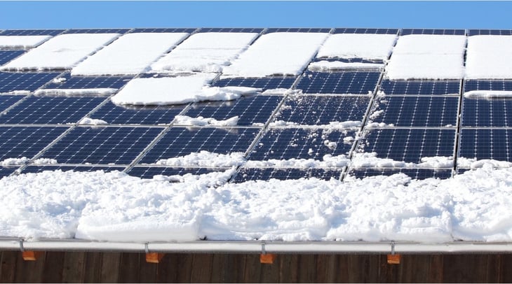 solar-panels-with-snow-sliding-off